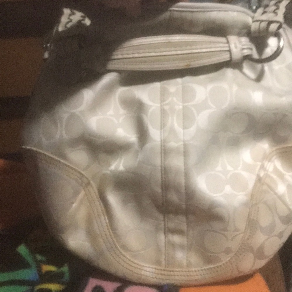 Authentic Coach Hobo bag  K05K-6279